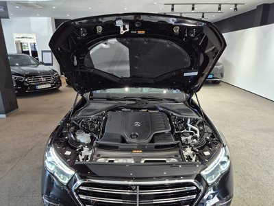 MERCEDES-BENZ E-CLASS - 7