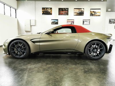 2024 Aston Martin VANTAGE — фото 13