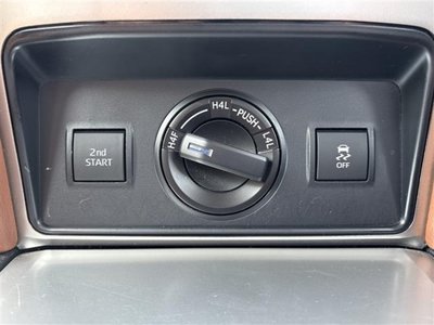 2022 Toyota LAND CRUISER PRADO — миниатюра 18