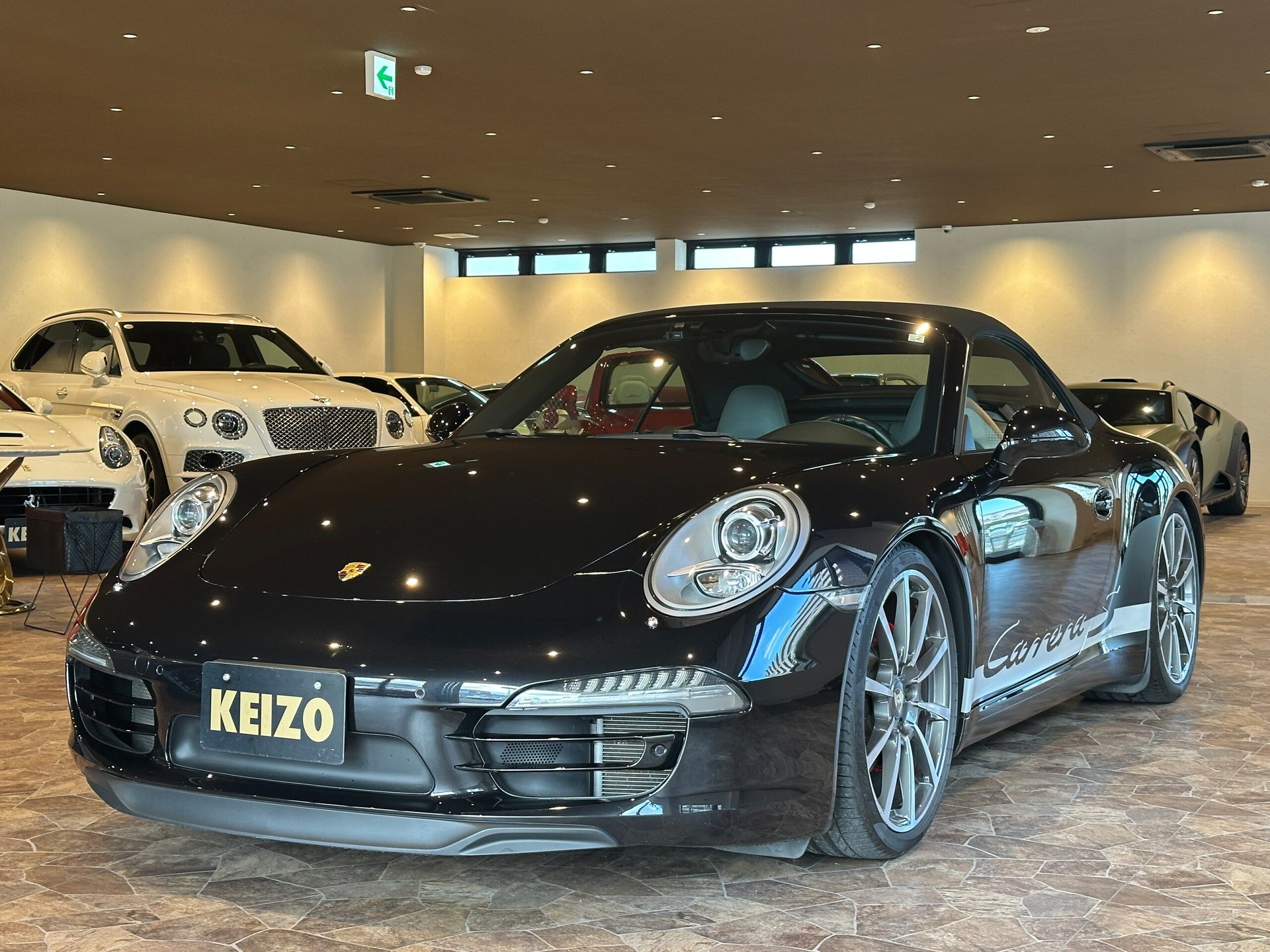 PORSCHE 911 CABRIOLET - View 1