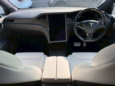 2019 TESLA MODEL X 照片 2