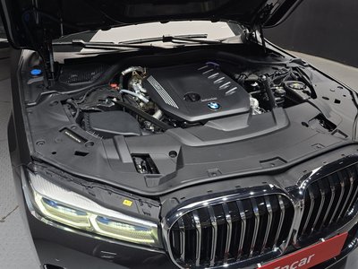 BMW 7 SERIES - 7