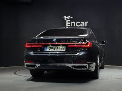 BMW 7 SERIES - 4