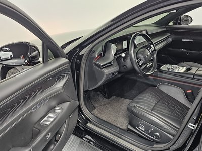 صورة 10 لـ 2022 Genesis G90 (RS4)