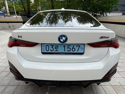 BMW I4 - 9