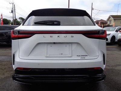 صورة 7 لـ 2023 Lexus NX