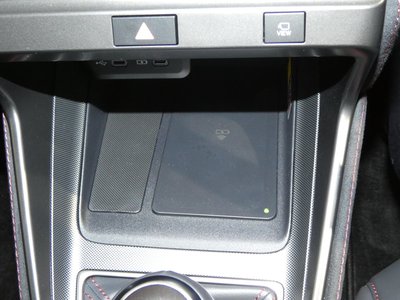 LEXUS LBX - 6