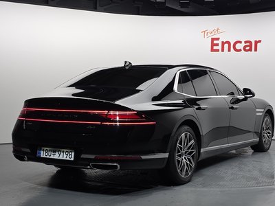 2022 Genesis G90 (RS4) photo 4