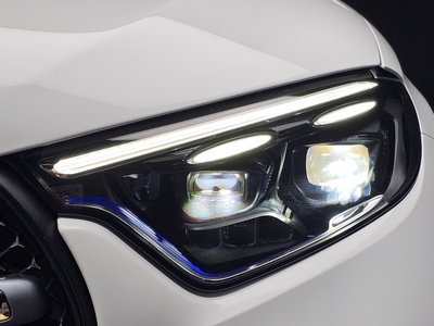 MERCEDES-BENZ GLC - 9
