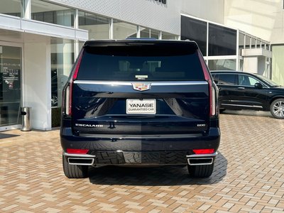 CADILLAC ESCALADE - 5