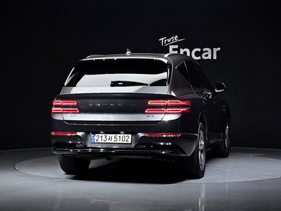 صورة 4 لـ 2022 Genesis GV80