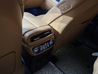 صورة مصغرة 34 لـ 2022 Genesis GV80