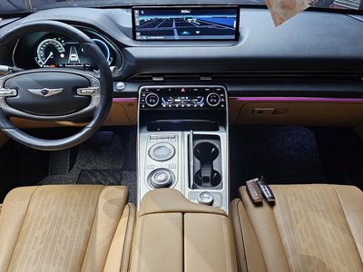 صورة 5 لـ 2022 Genesis GV80