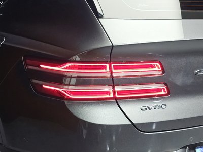 صورة 10 لـ 2022 Genesis GV80
