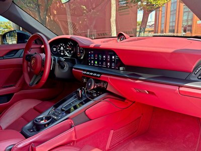 صورة مصغرة 17 لـ 2024 Porsche 911