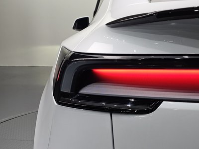 TESLA MODEL Y - 10