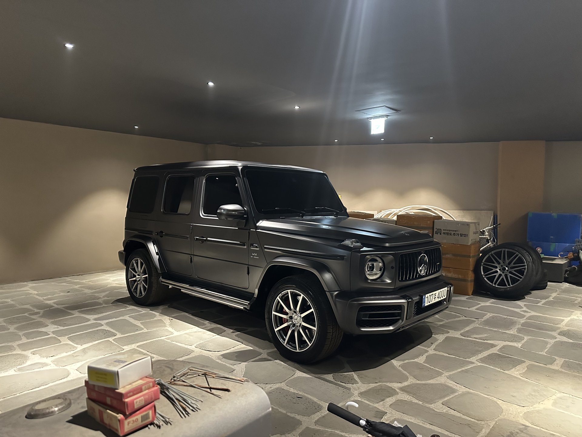 MERCEDES-BENZ G-CLASS - View 1