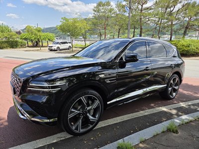 GENESIS GV80 - 3