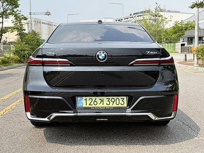 2025 BMW 7 SERIES — фото 3