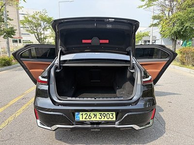 2025 BMW 7 SERIES 缩略图 18