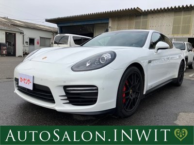 PORSCHE PANAMERA - 1