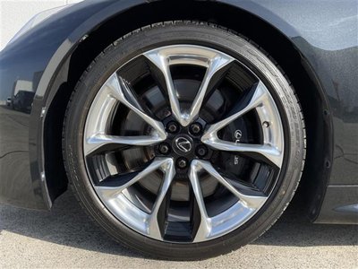 صورة مصغرة 42 لـ 2021 Lexus LC