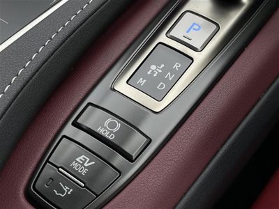 صورة مصغرة 21 لـ 2021 Lexus LC