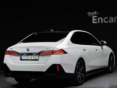 BMW 5 SERIES - 3