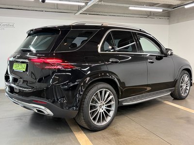 2025 Mercedes-BENZ GLE — фото 5