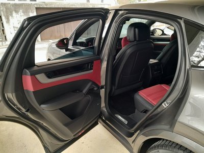 PORSCHE CAYENNE - 10