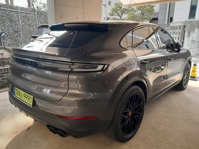 PORSCHE CAYENNE - 6
