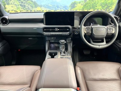 TOYOTA LAND CRUISER 250 - 2