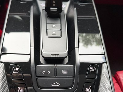 2021 Porsche 911 — миниатюра 17