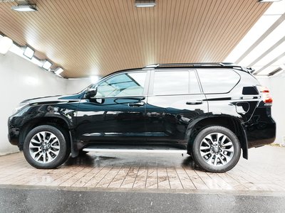 TOYOTA LAND CRUISER PRADO - 9