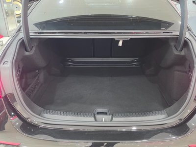 صورة مصغرة 16 لـ 2024 Mercedes-BENZ E-CLASS