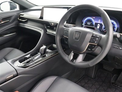 TOYOTA CROWN SPORT - 9