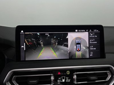 2025 BMW X4 — миниатюра 16