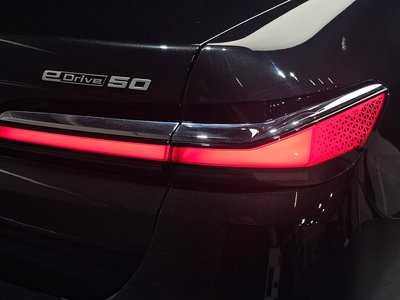 صورة 10 لـ 2023 BMW I7