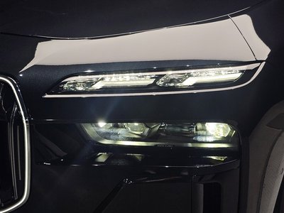 صورة 9 لـ 2023 BMW I7