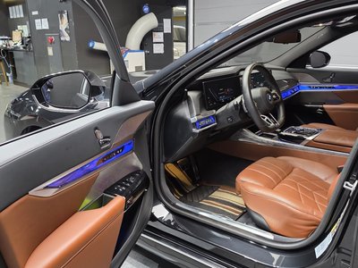 2023 BMW I7 thumbnail 13