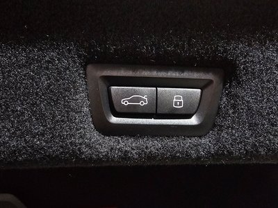 2023 BMW I7 thumbnail 30