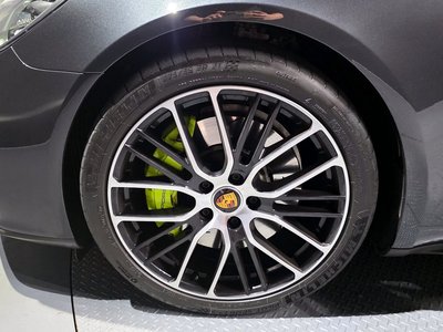 PORSCHE PANAMERA - 6