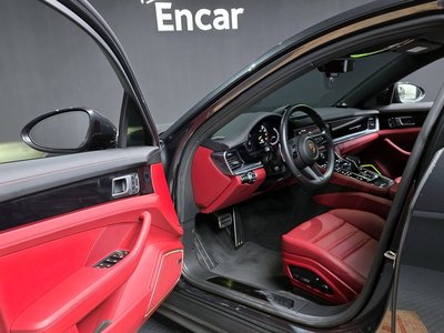 PORSCHE PANAMERA - 10