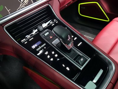 PORSCHE PANAMERA - 9