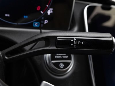 MERCEDES-BENZ E-CLASS - 9