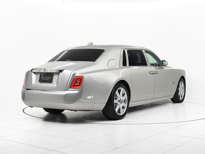 ROLLS-ROYCE PHANTOM - 4