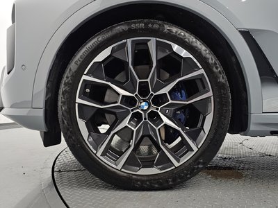 صورة 7 لـ 2024 BMW X7