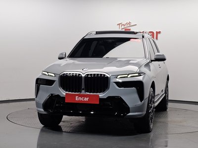 صورة 2 لـ 2024 BMW X7