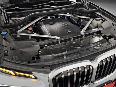 صورة 8 لـ 2024 BMW X7