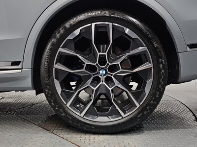صورة 9 لـ 2024 BMW X7